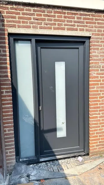 Kozijnen – Kozijnen en deuren door AREV Bouw