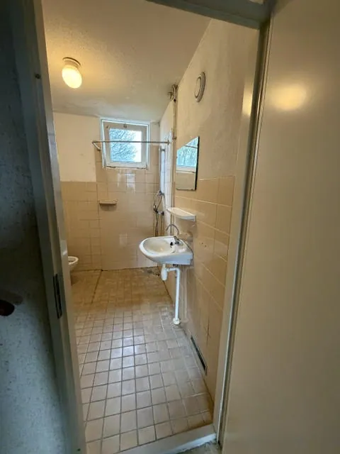 Badkamer – Badkamer Houten door AREV Bouw