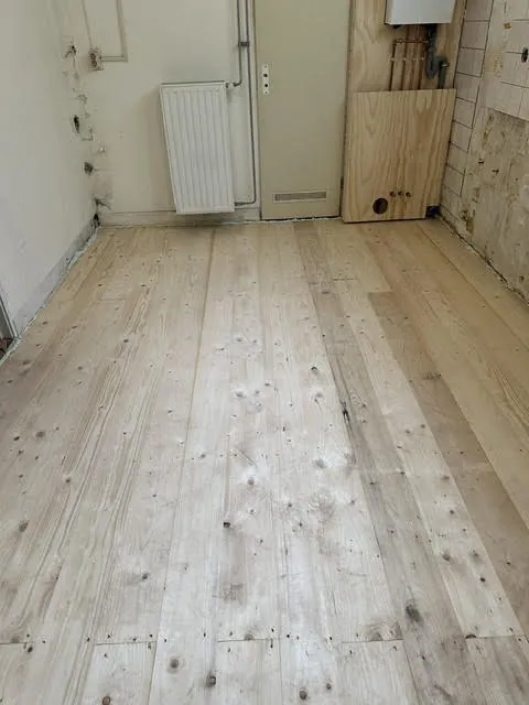 Vloer – Vloerrenovatie Amsterdam Centrum door AREV Bouw
