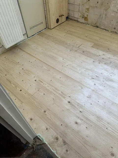 Vloer – Vloerrenovatie Amsterdam Centrum door AREV Bouw