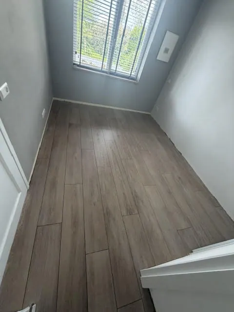 Vloer – Tegelwerk 130 m² door AREV Bouw