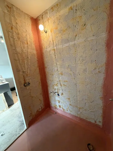 Voor – Badkamer – Badkamer Hoofddorp door AREV Bouw