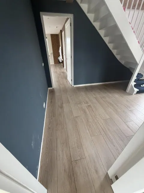 Vloer – Tegelwerk 130 m² door AREV Bouw